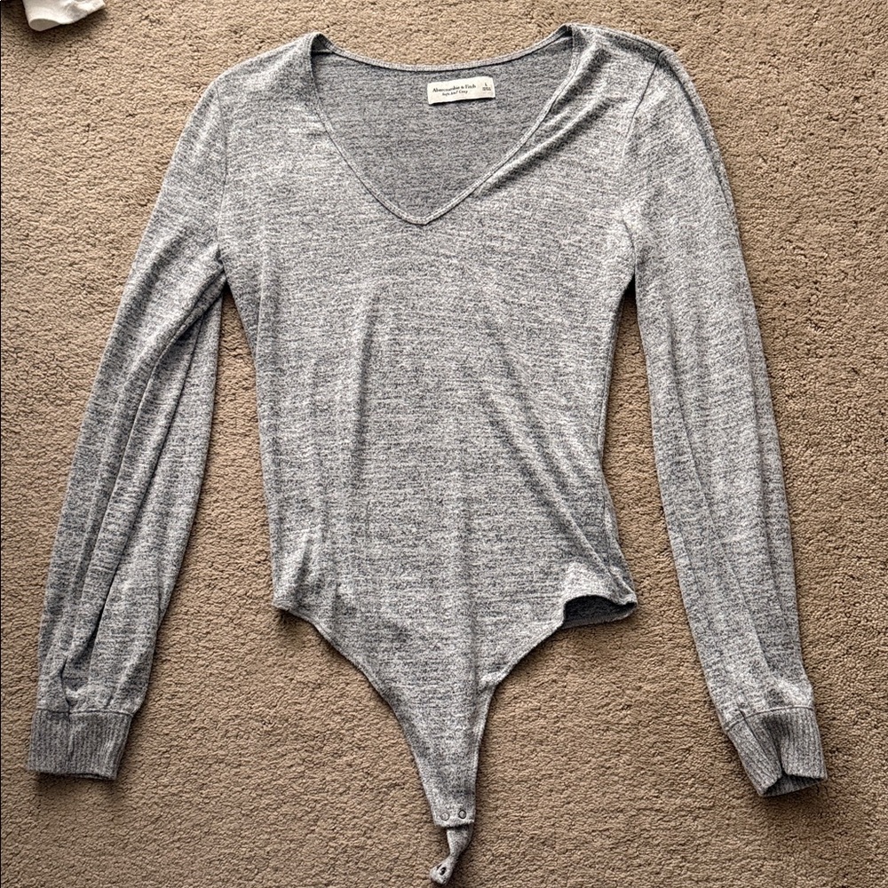 Abercrombie & Fitch Heather Gray Long Sleeve Bodysuit